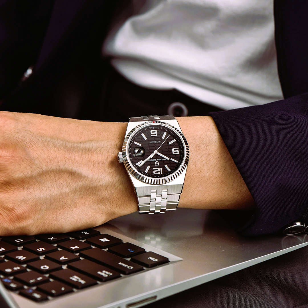 Pagani Design | PD-YS027H | Land Dweller